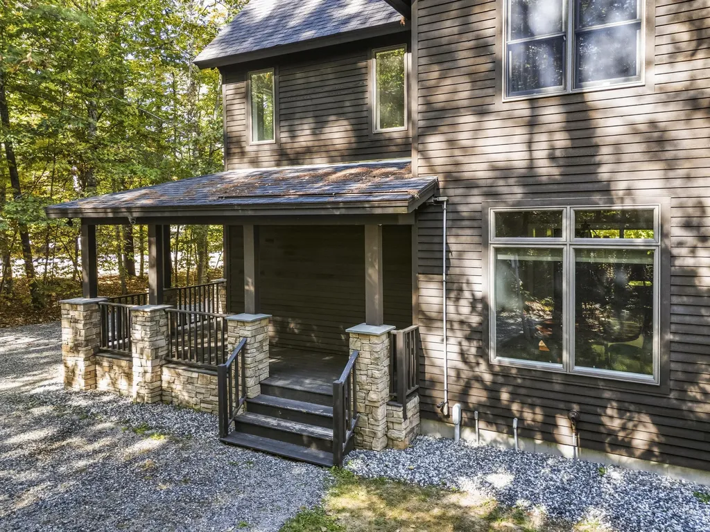 52 N Bridgton Road Waterford ME 04088