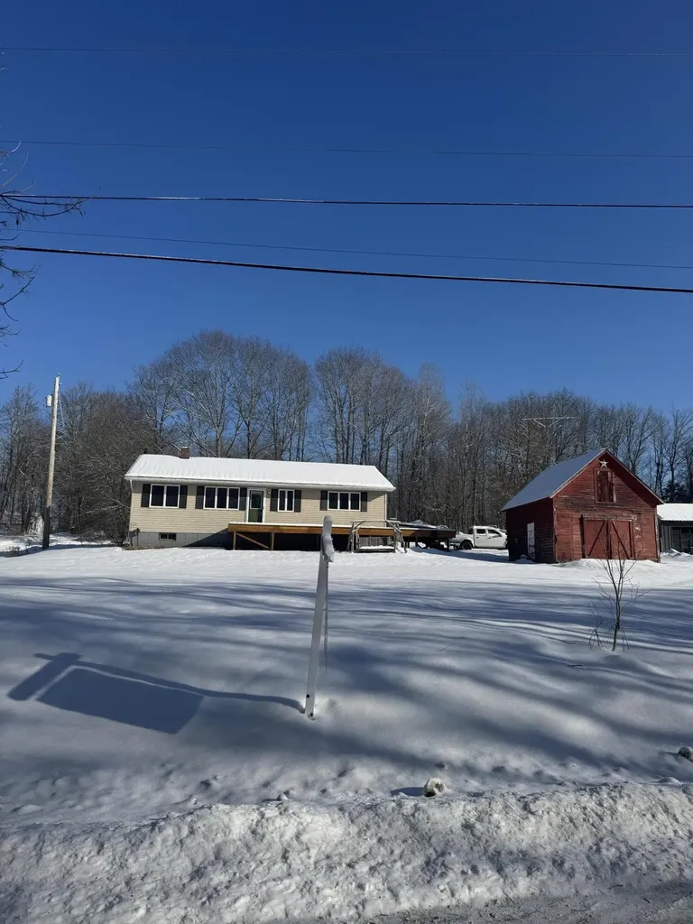 3 Pine Lane Burnham ME 04922