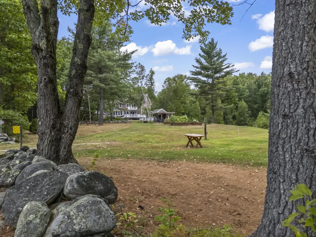 207 N Auburn Road Auburn ME 04210