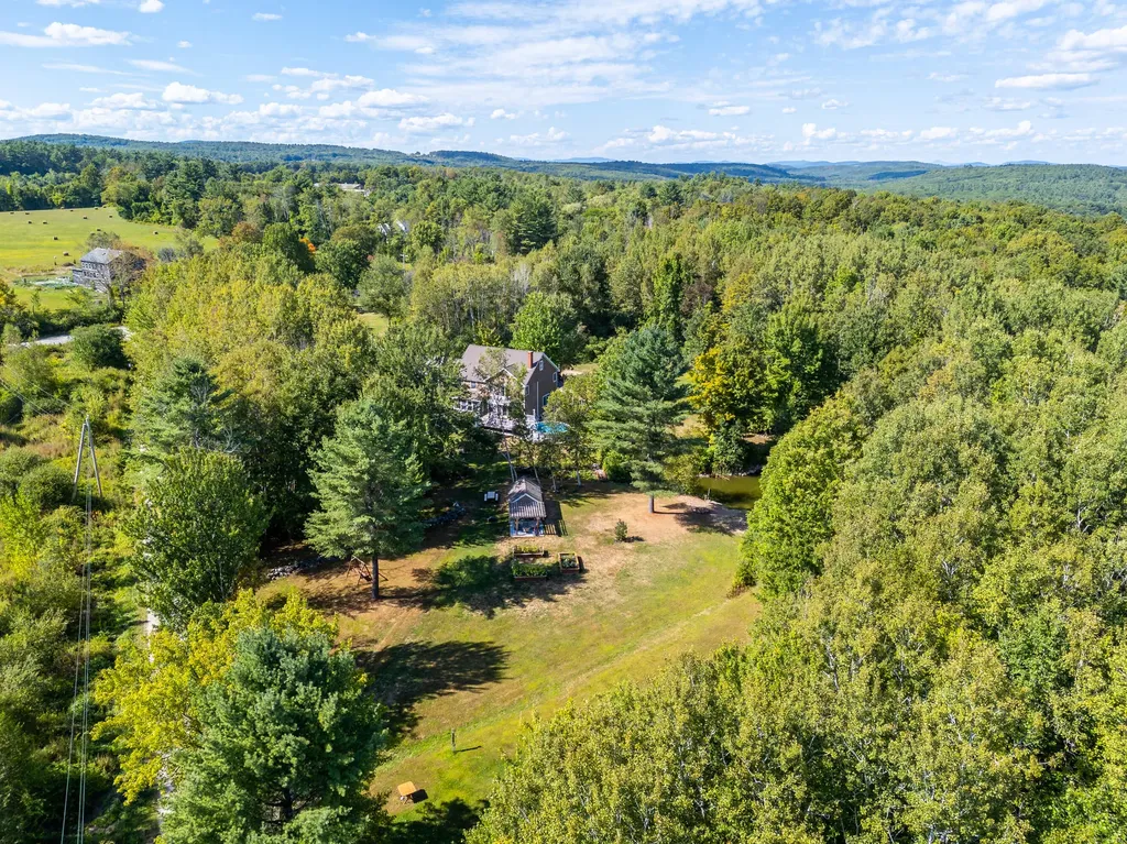 207 N Auburn Road Auburn ME 04210