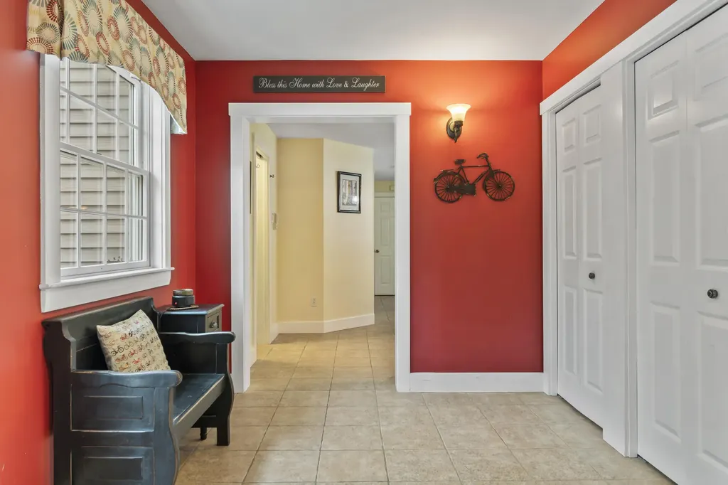 207 N Auburn Road Auburn ME 04210