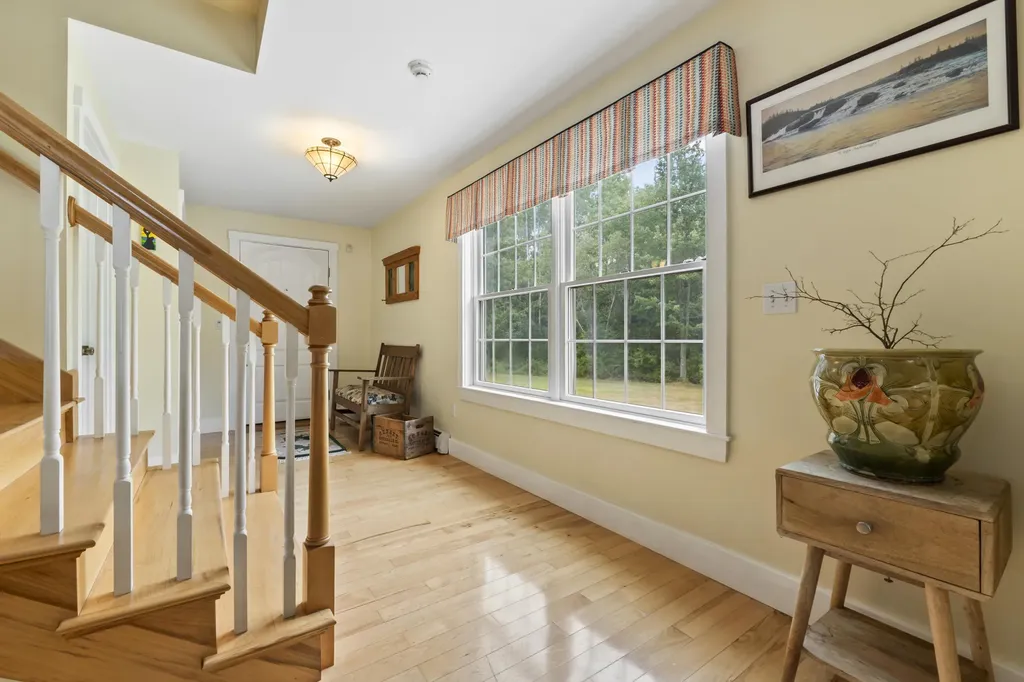 207 N Auburn Road Auburn ME 04210