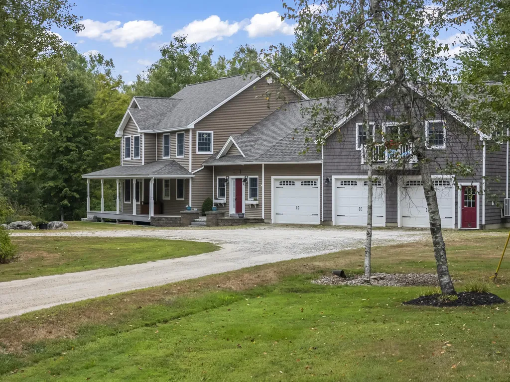 207 N Auburn Road Auburn ME 04210