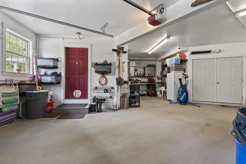 207 N Auburn Road Auburn ME 04210