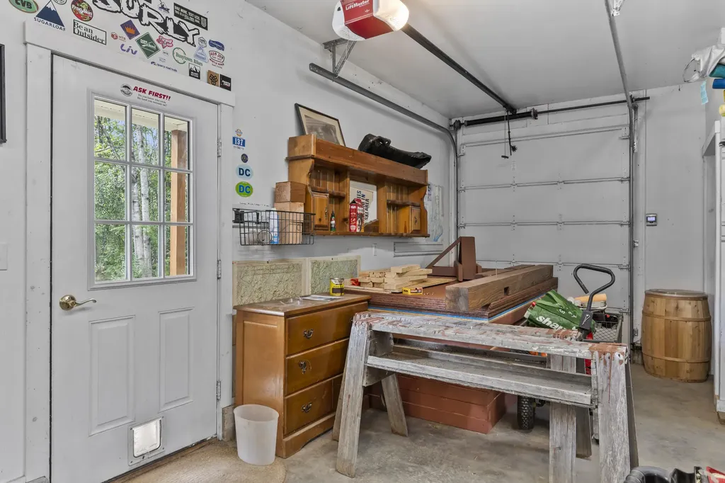 207 N Auburn Road Auburn ME 04210