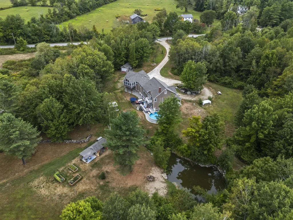 207 N Auburn Road Auburn ME 04210