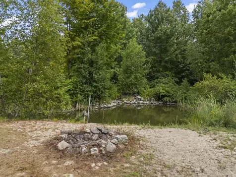207 N Auburn Road Auburn ME 04210