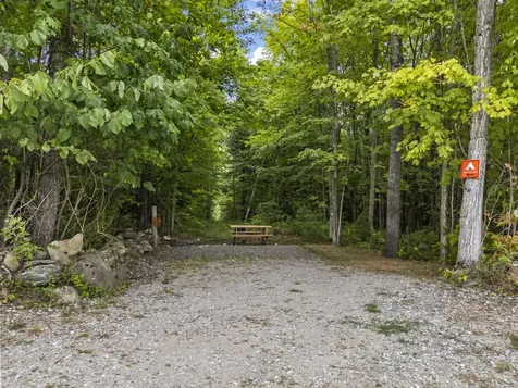 207 N Auburn Road Auburn ME 04210