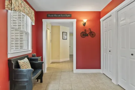 207 N Auburn Road Auburn ME 04210