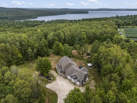 207 N Auburn Road Auburn ME 04210