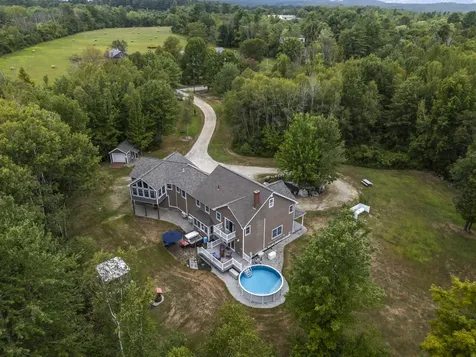207 N Auburn Road Auburn ME 04210