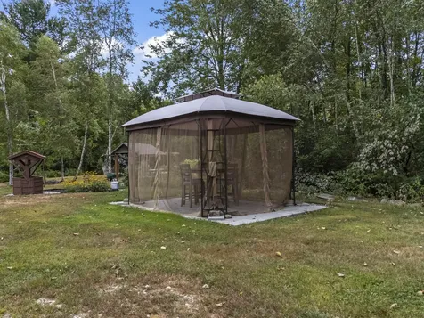 207 N Auburn Road Auburn ME 04210