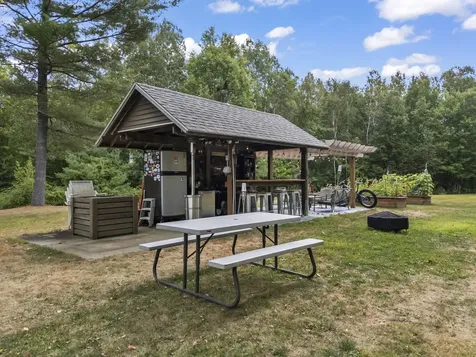207 N Auburn Road Auburn ME 04210