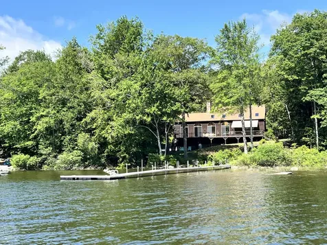 17 Blueberry Point Road Raymond ME 04071