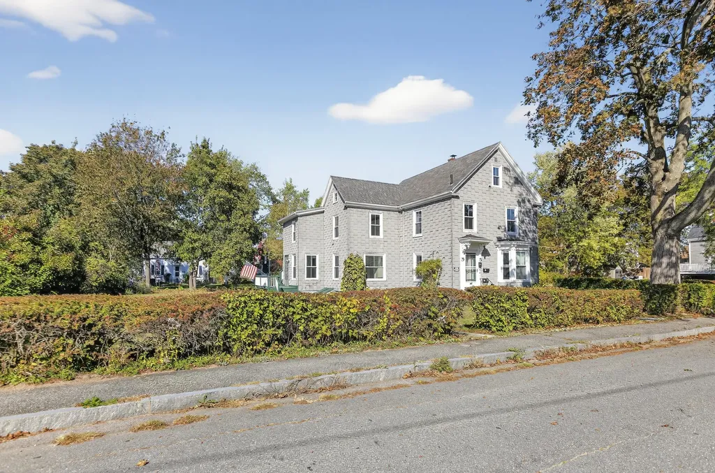73 High Street South Portland ME 04106