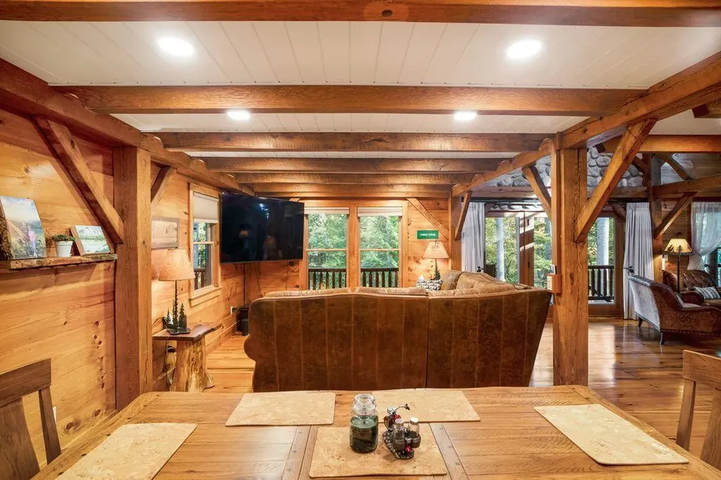 32 Lake Como Drive Harmony ME 04942