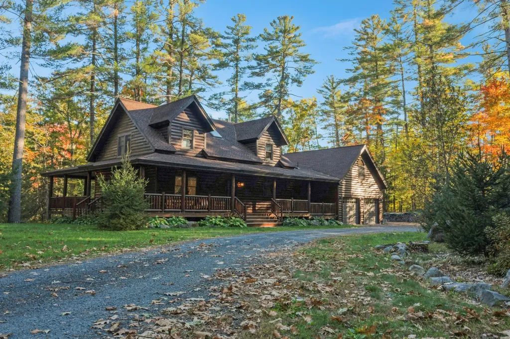32 Lake Como Drive Harmony ME 04942