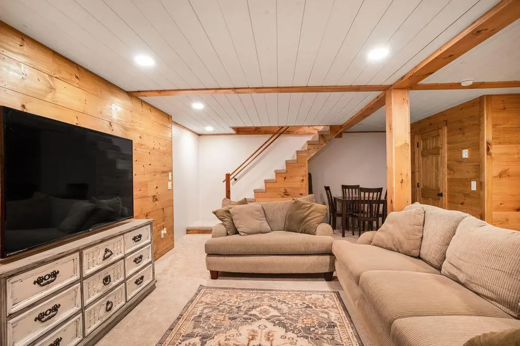 32 Lake Como Drive Harmony ME 04942