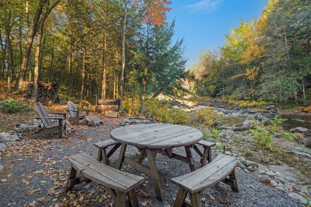 32 Lake Como Drive Harmony ME 04942