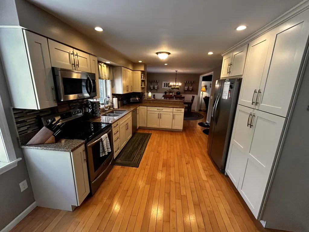 31 Tarratine Drive Brunswick ME 04011