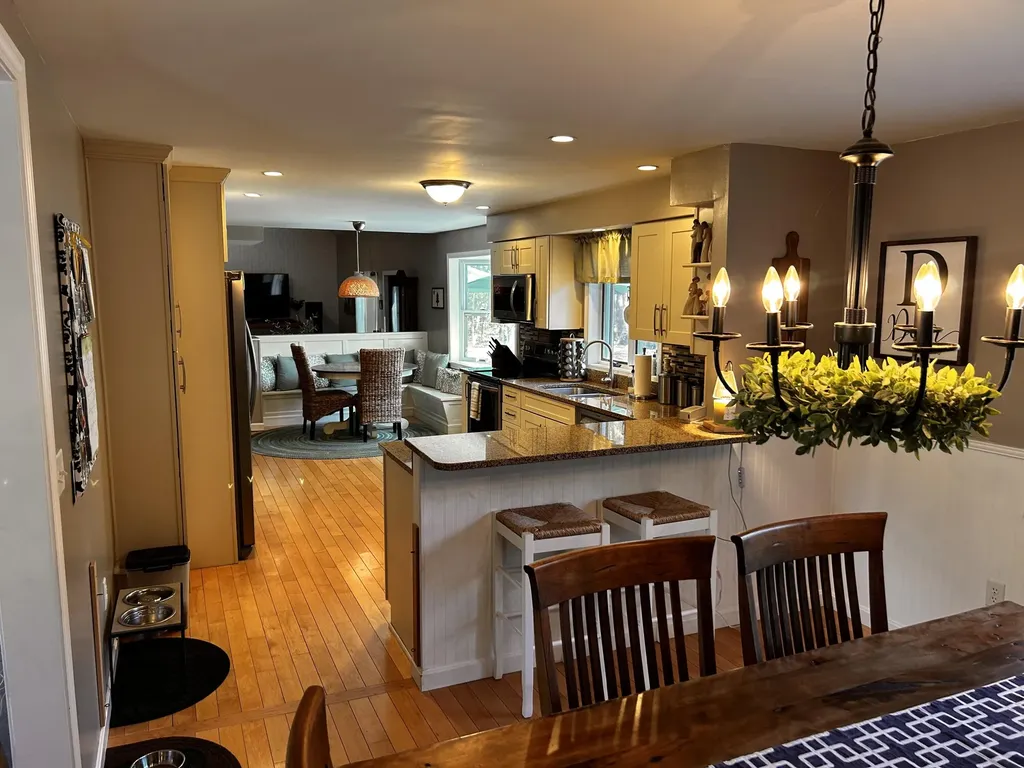 31 Tarratine Drive Brunswick ME 04011