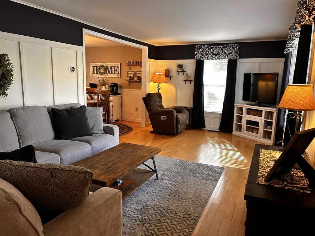 31 Tarratine Drive Brunswick ME 04011