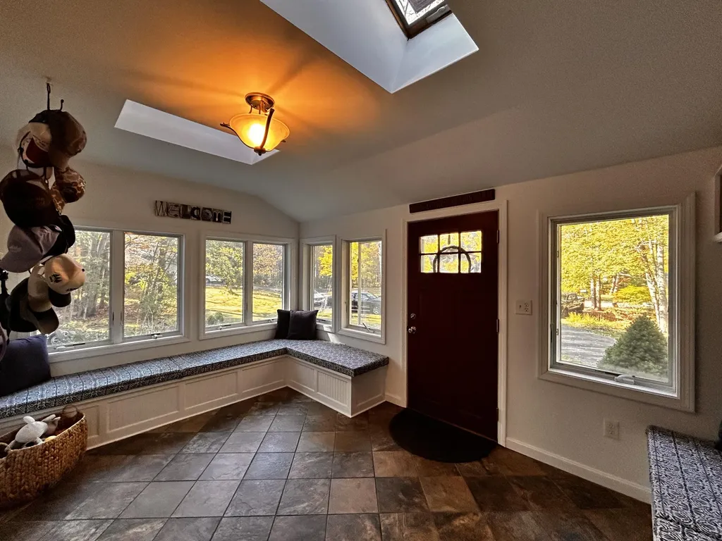 31 Tarratine Drive Brunswick ME 04011