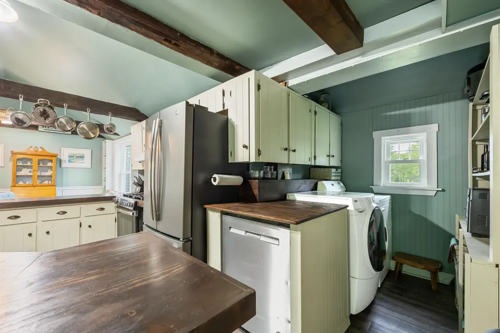 309 North Road Winterport ME 04496