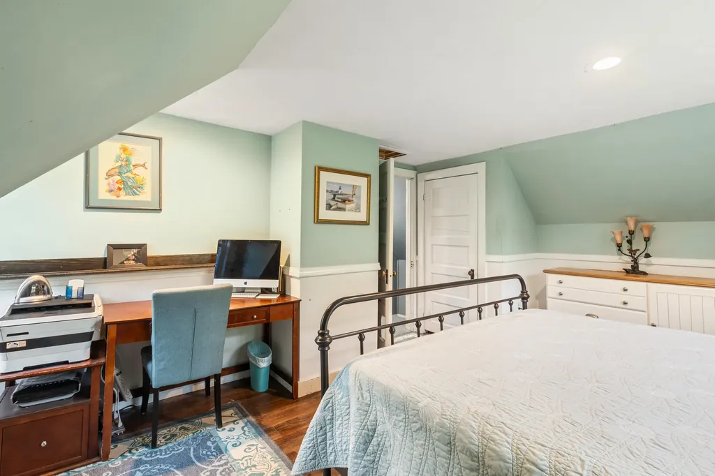 309 North Road Winterport ME 04496