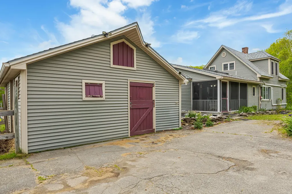 309 North Road Winterport ME 04496