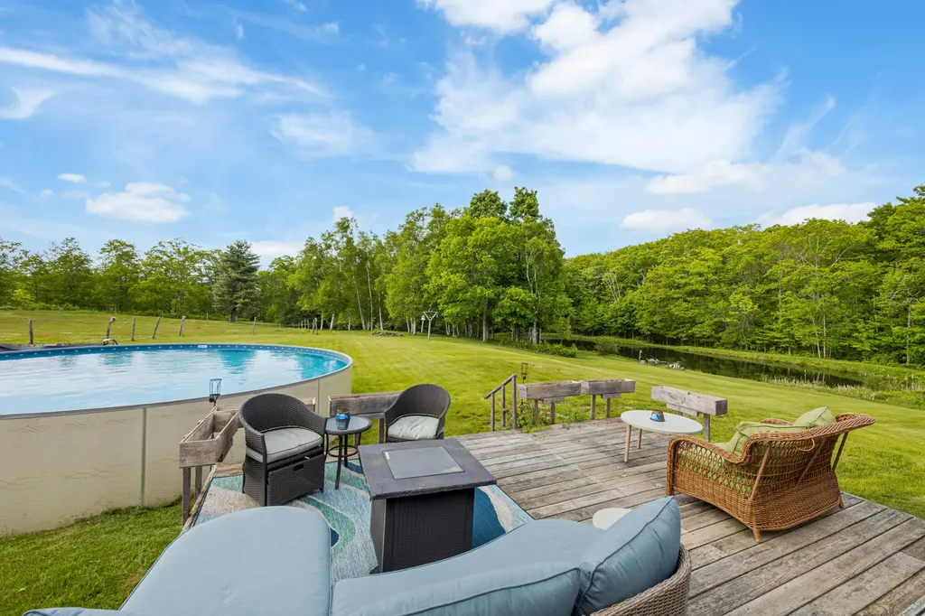 309 North Road Winterport ME 04496