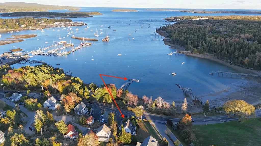 471 Main Street Southwest Harbor ME 04679