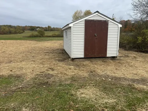 82 Back Road Skowhegan ME 04976