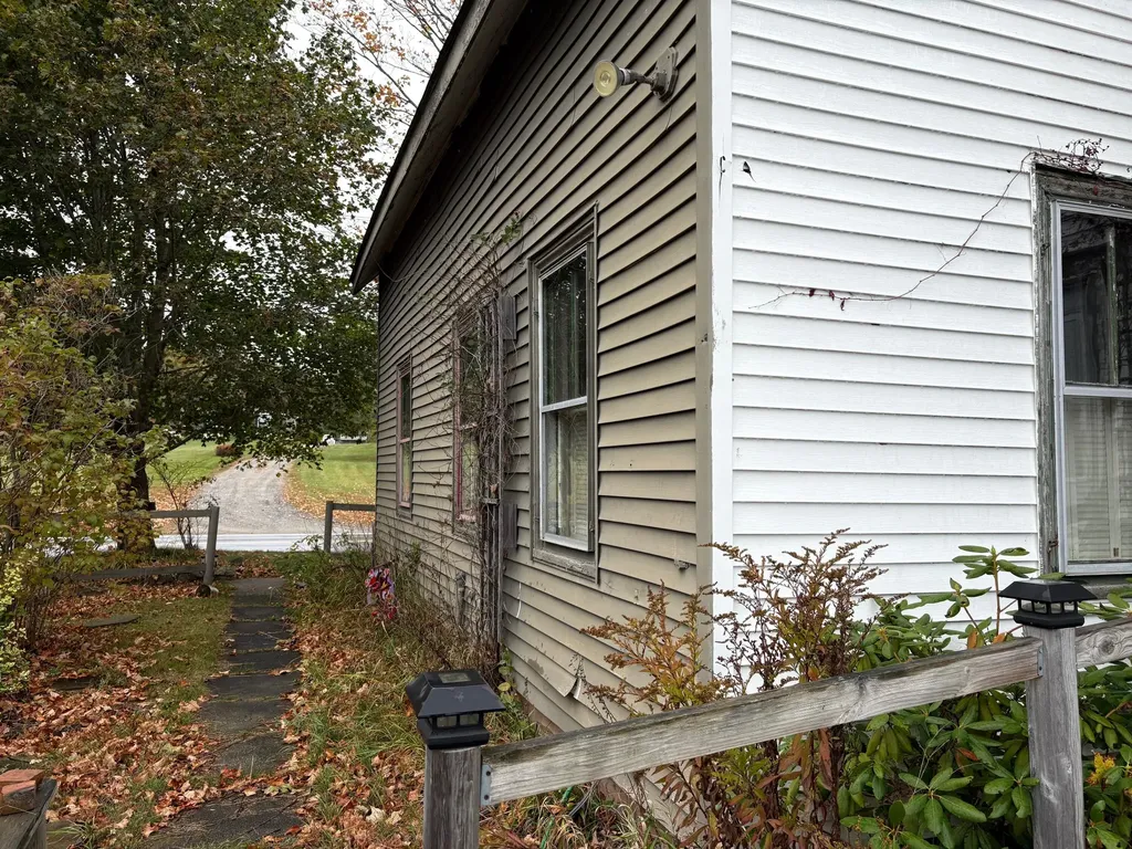 360 Cushing Road Warren ME 04864