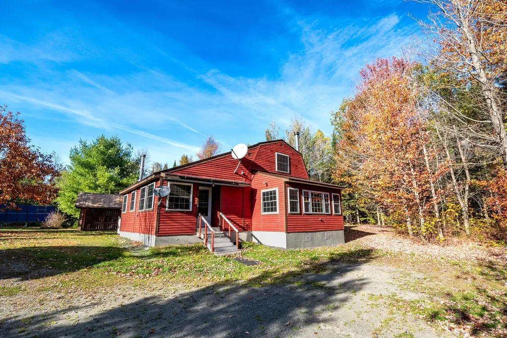 1698 Worcester Highway Kingsbury Plt ME 04942