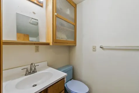 1312 Middle Road Dresden ME 04342