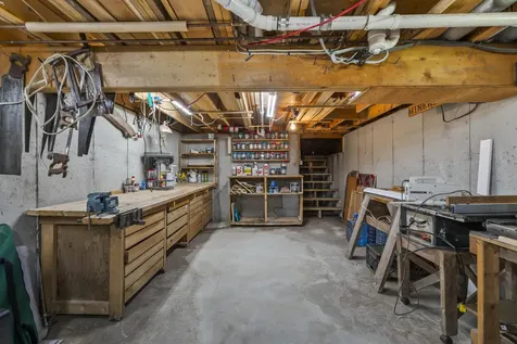 1312 Middle Road Dresden ME 04342