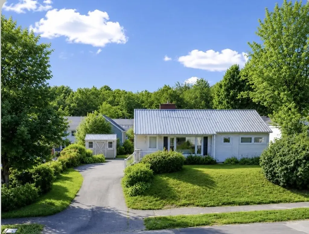 73 Forest Avenue Millinocket ME 04462