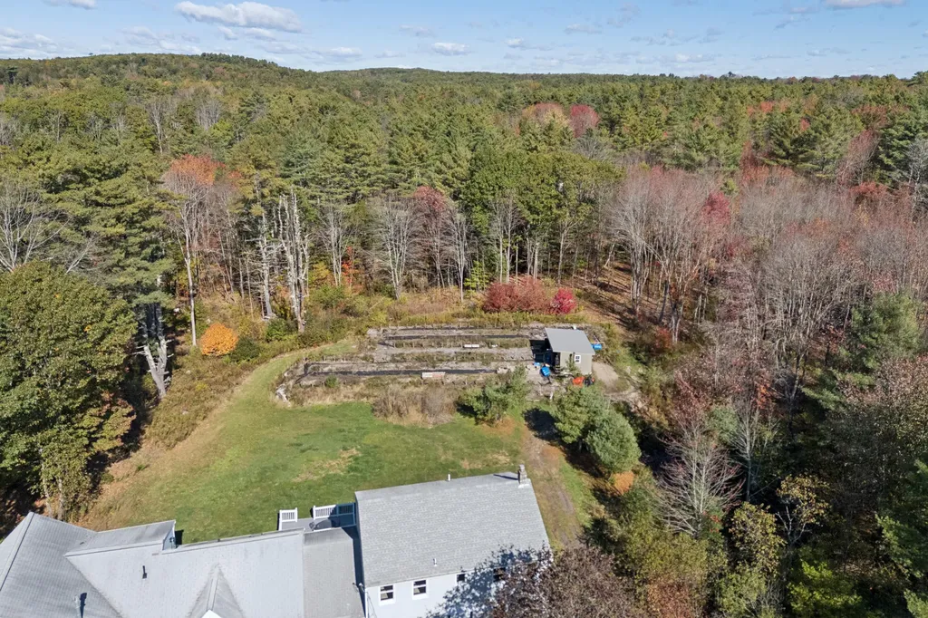 17 Chestnut Drive Topsham ME 04086