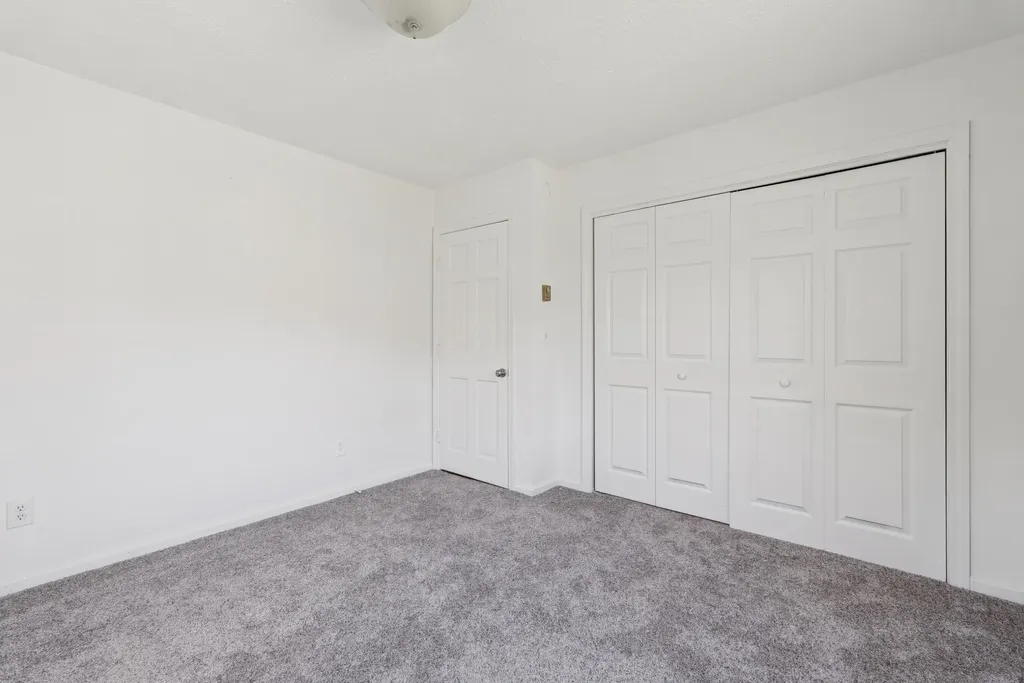 17 Chestnut Drive Topsham ME 04086