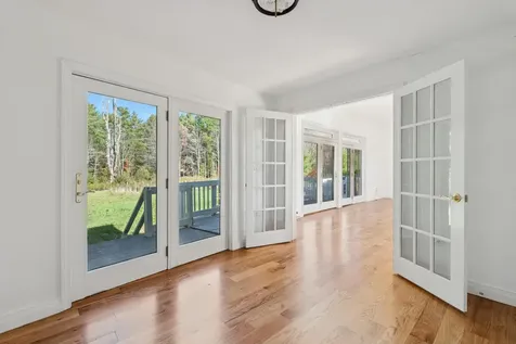 17 Chestnut Drive Topsham ME 04086