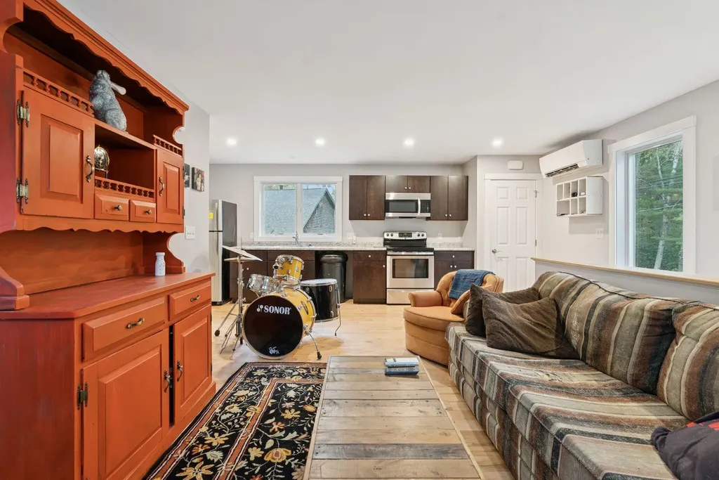 4 Sandy Beach Road Freeport ME 04032
