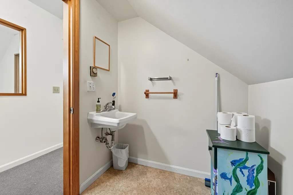 9 Union Street Hallowell ME 04347
