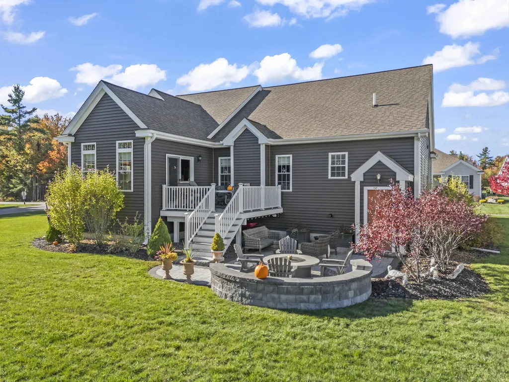 231 Clubhouse Road Wells ME 04090