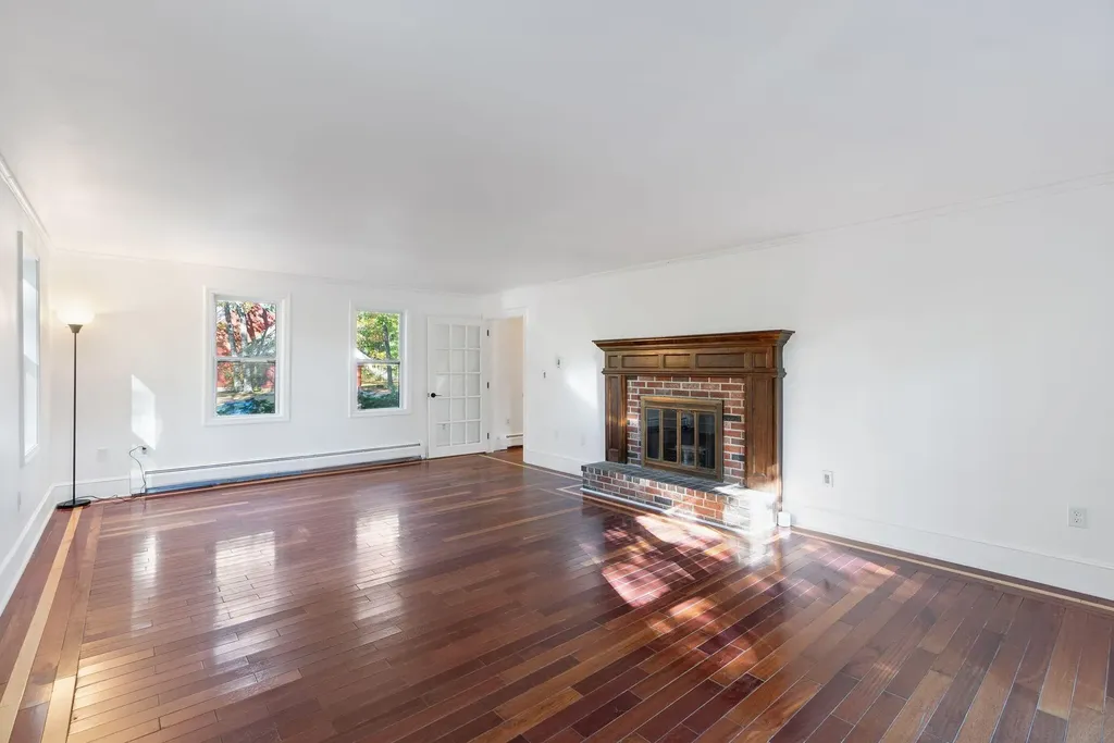 16 Andrew Avenue Sanford ME 04073