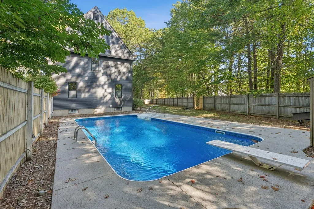 16 Andrew Avenue Sanford ME 04073
