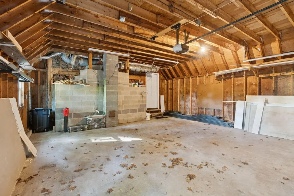 16 Andrew Avenue Sanford ME 04073