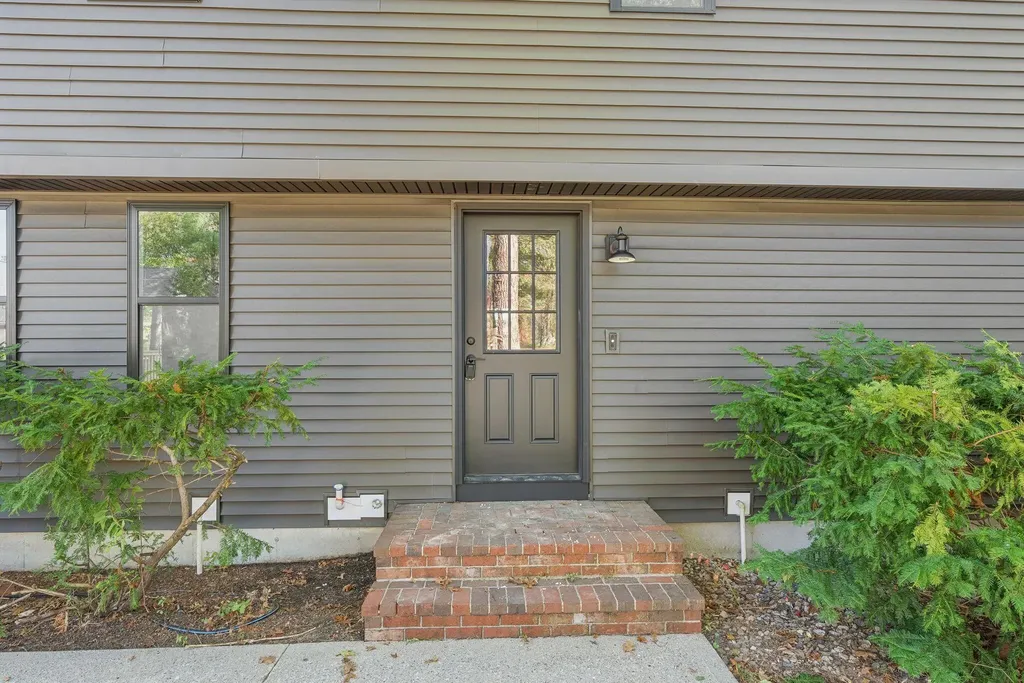 16 Andrew Avenue Sanford ME 04073