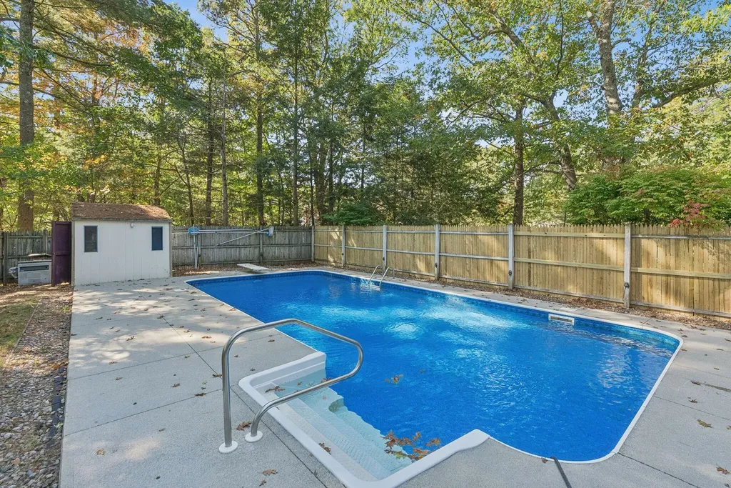 16 Andrew Avenue Sanford ME 04073
