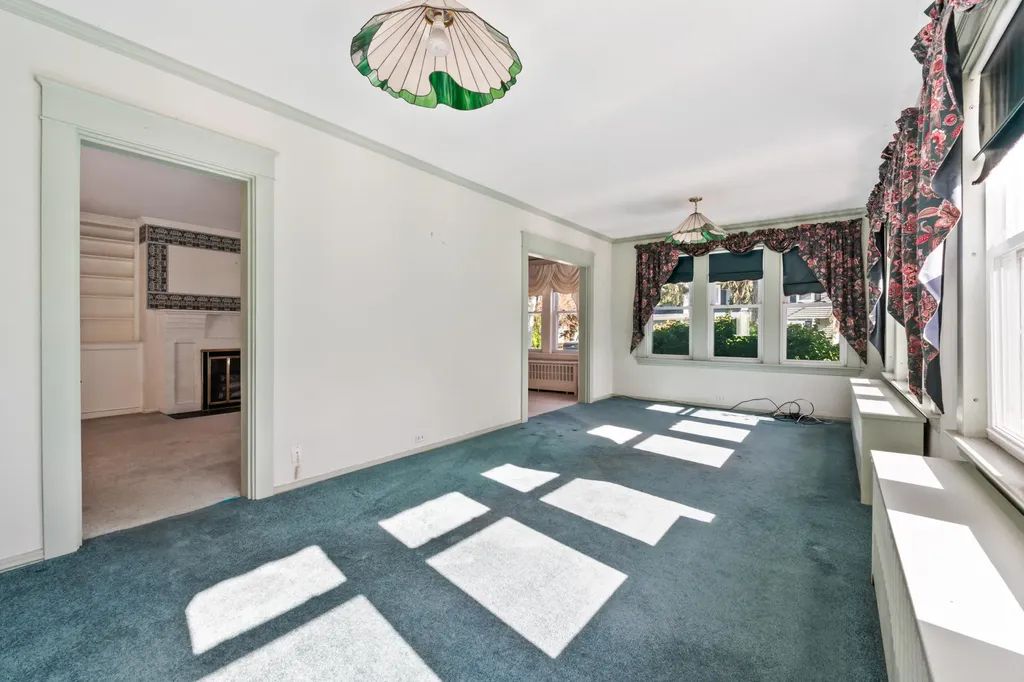 14 Nelke Place Lewiston ME 04240